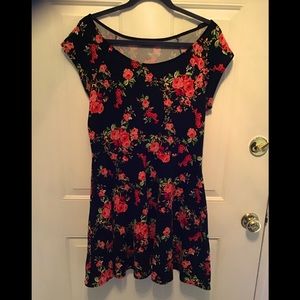 Zenobia floral dress L